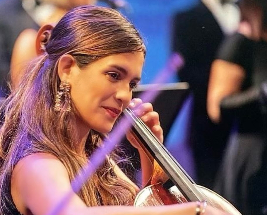 Darya Zonoozi Cello