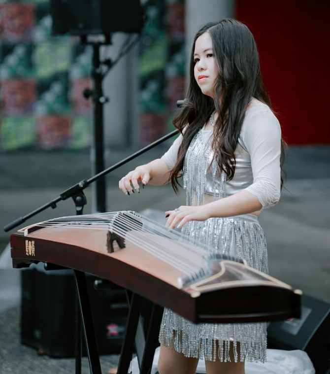 Michelle Kwan Guzheng