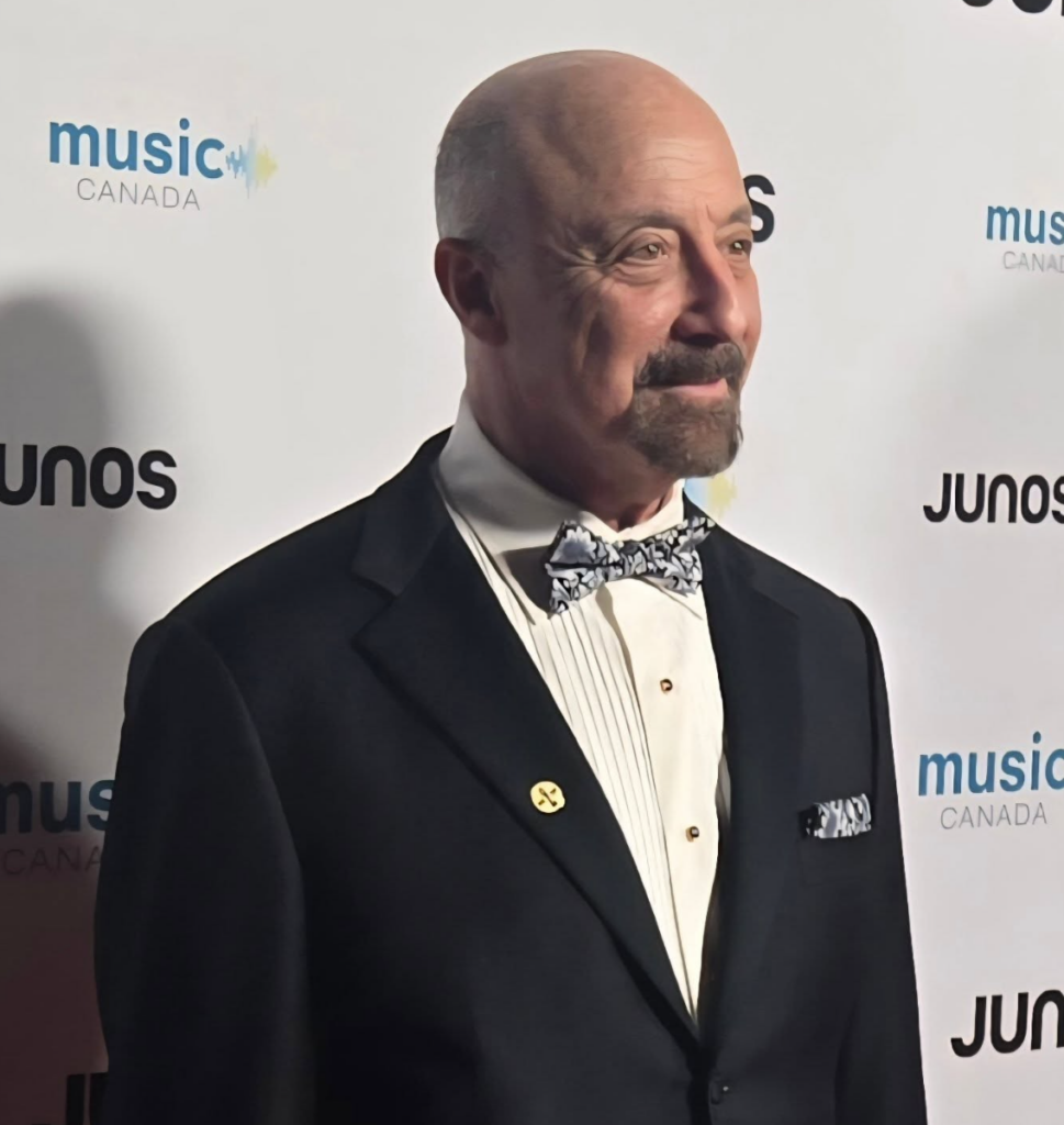 Steve Holt Junos