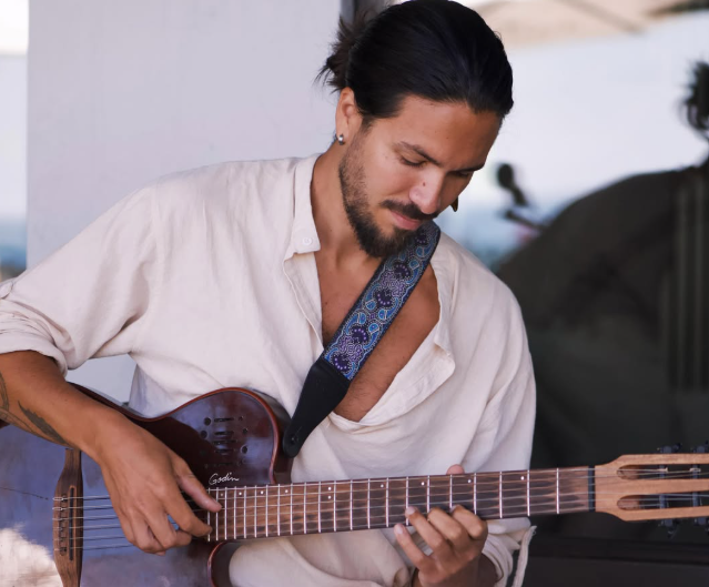 Chris BOULI Guitar