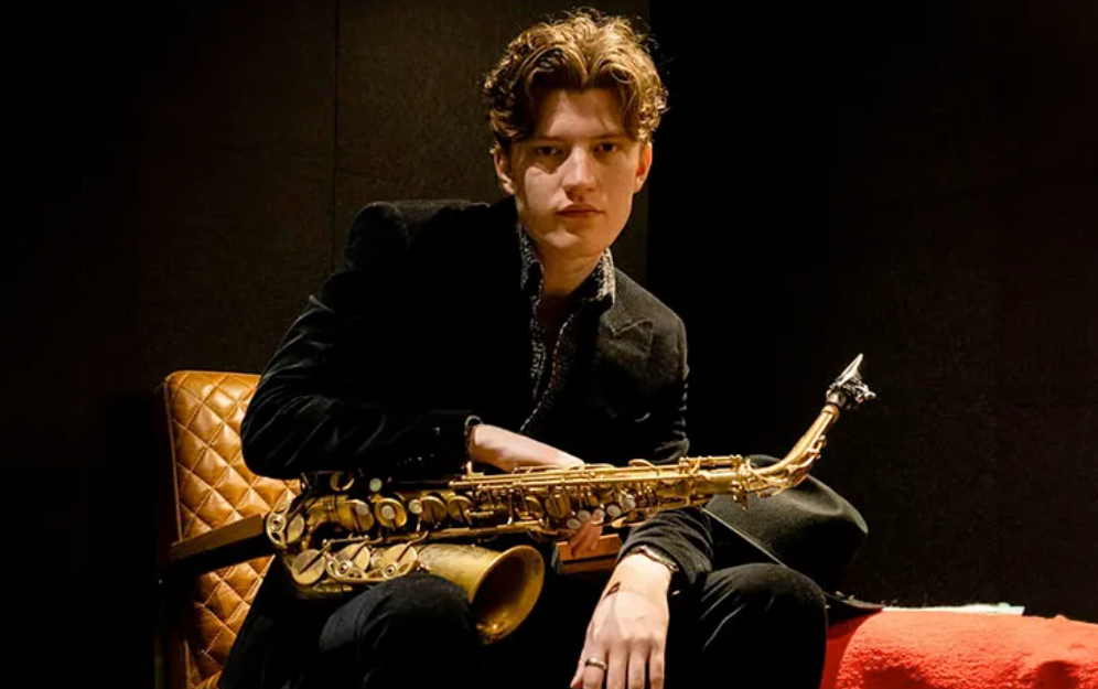 Noah Abrahamse Sax
