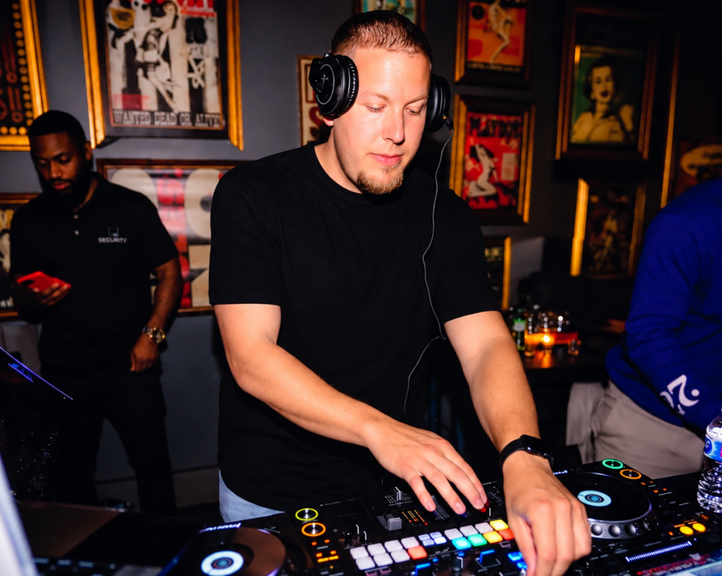 DJ Mix N Match